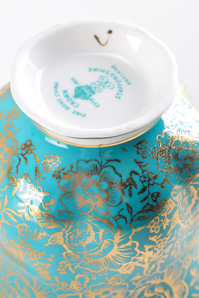 Assemblage of Porcelain Tea Ware Featuring Vintage Nippon