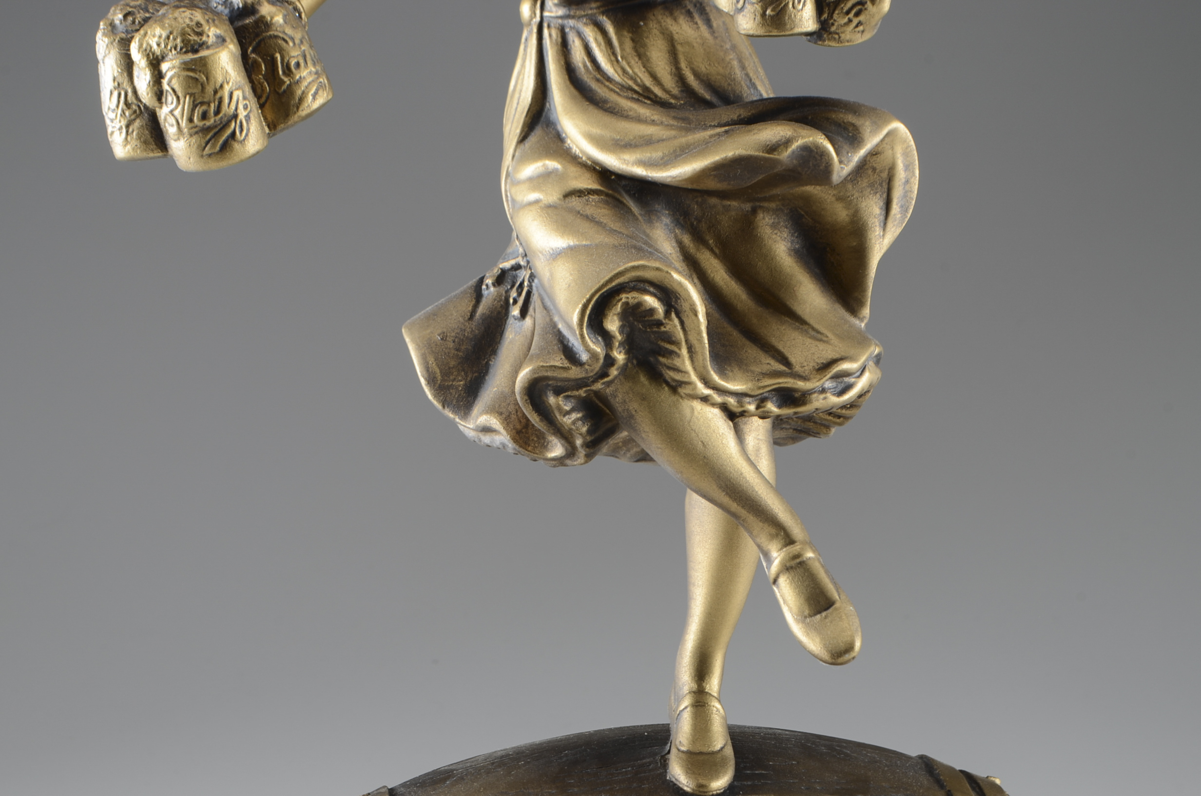 Vintage Blatz Valerie Statue