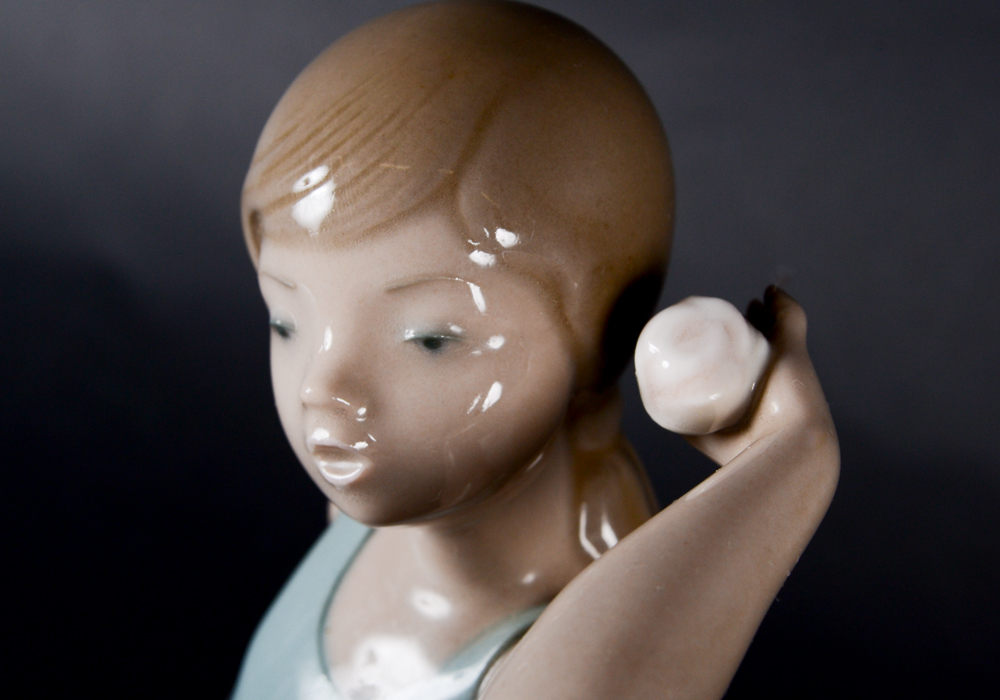 Lladro "Prissy Girl with Straw Hat" Figurine