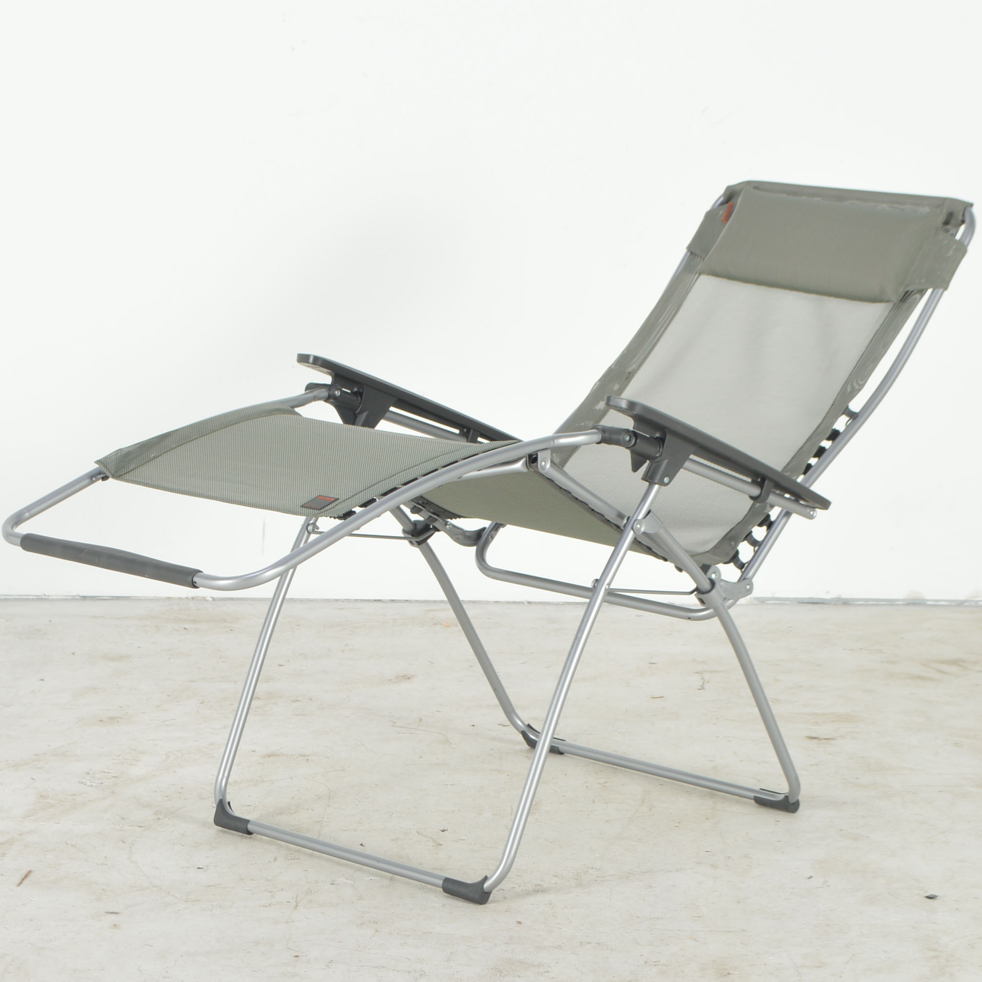 Lafuma Futura XL Zero Gravity Recliner - Grey Steel Frame with Iso Batyline® Fabric