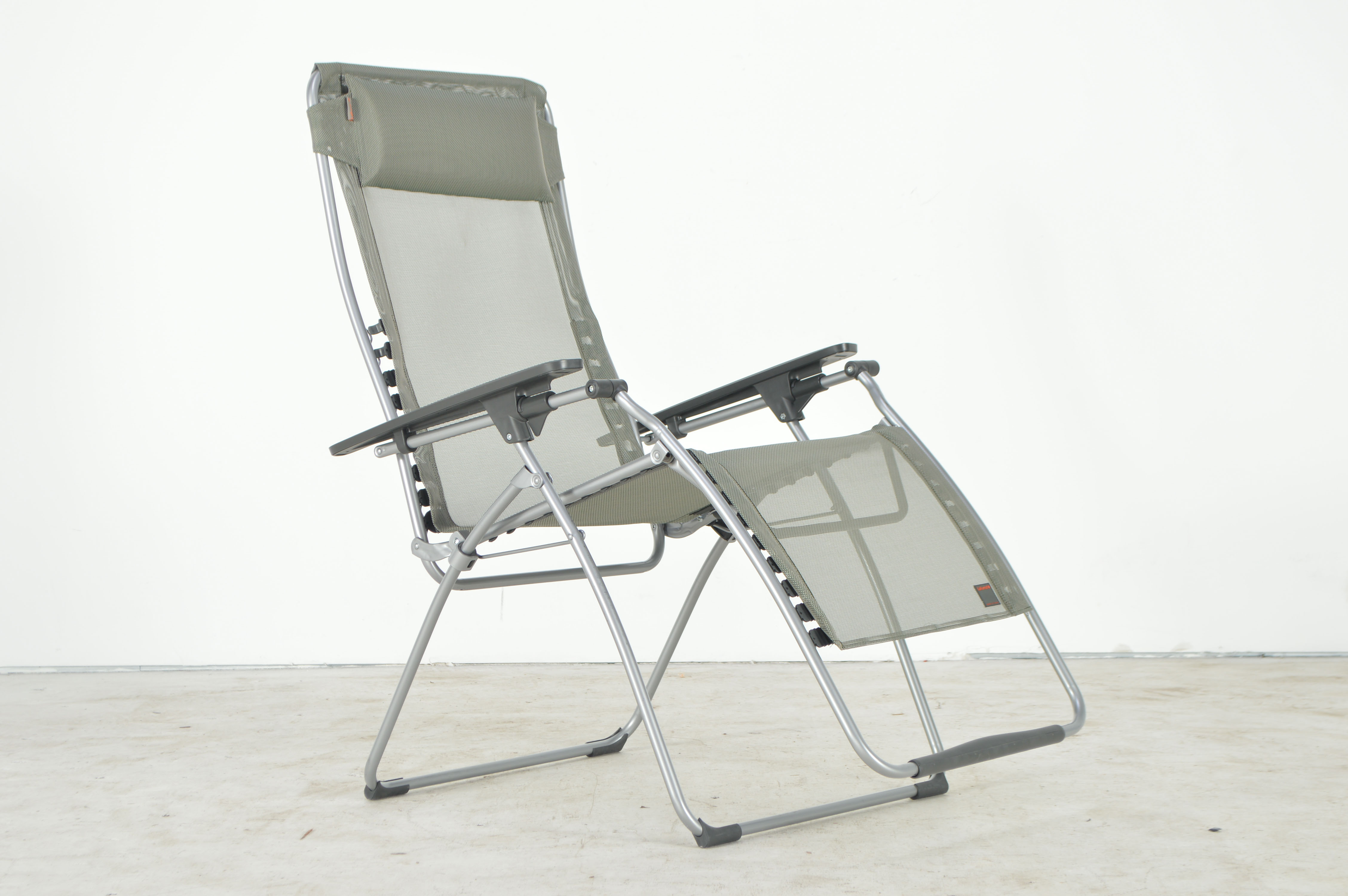 Lafuma Futura XL Zero Gravity Recliner - Grey Steel Frame with Iso Batyline® Fabric