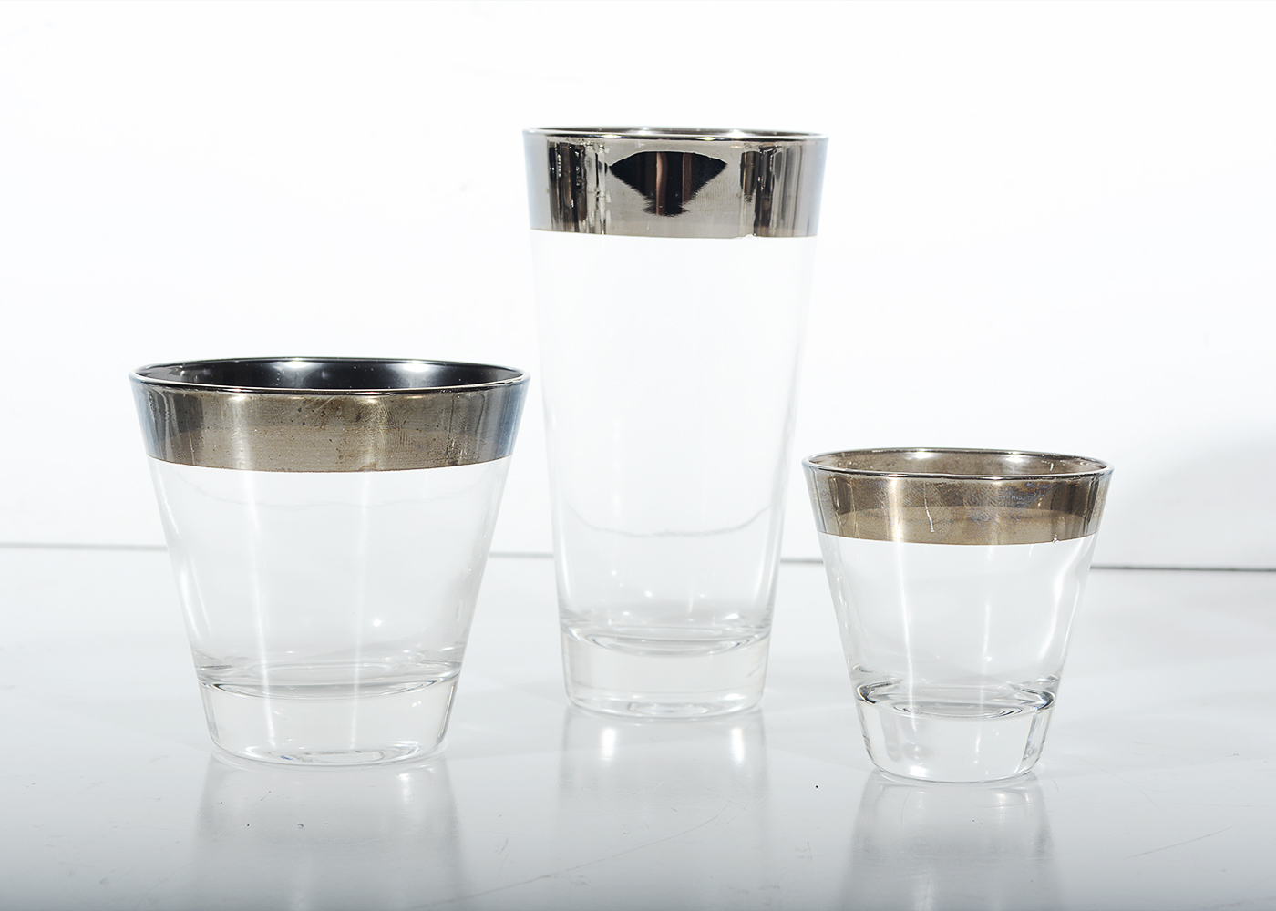 Vintage Dorothy Thorpe Inspired Drinkware