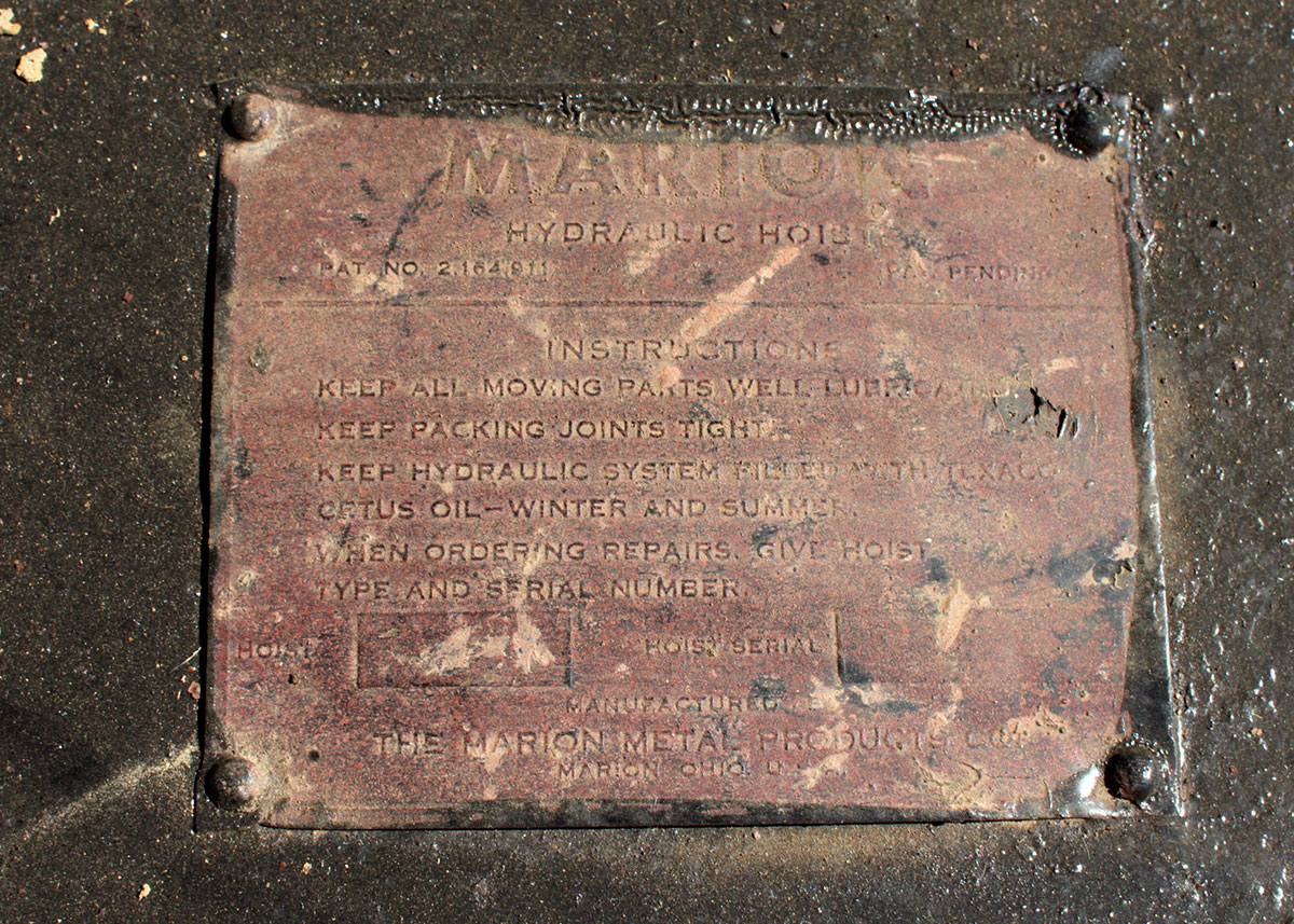 1955 Ford F600 Dump Truck