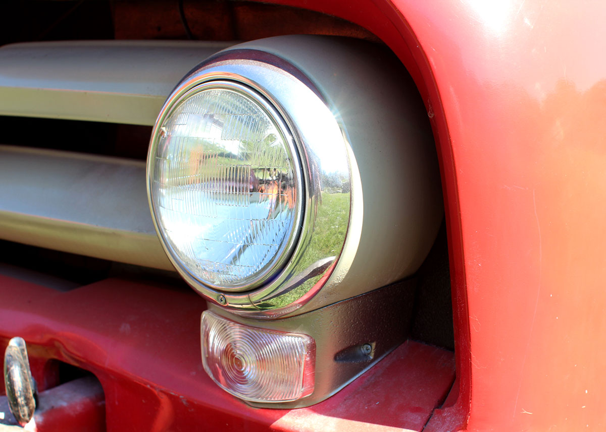 1955 Ford F600 Dump Truck