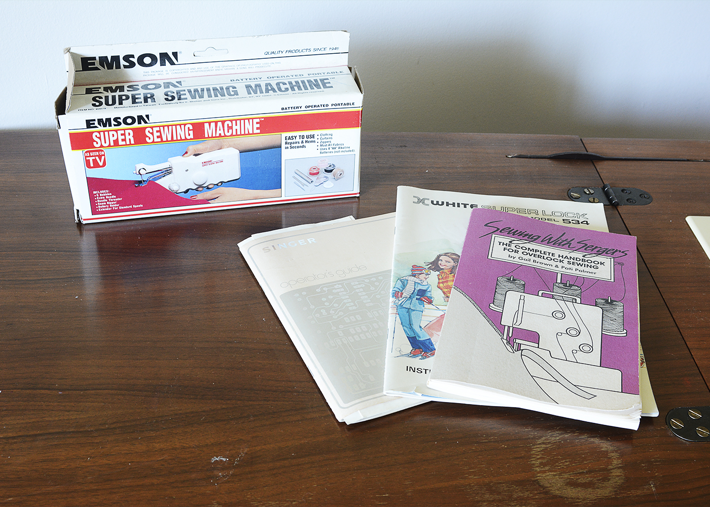 Vintage Singer Sewing Machine Table