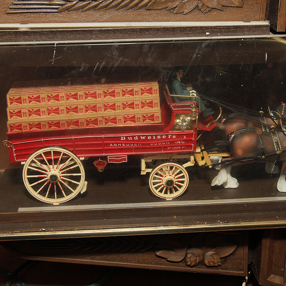 Vintage Budweiser Clydesdale Bar Clock and Light