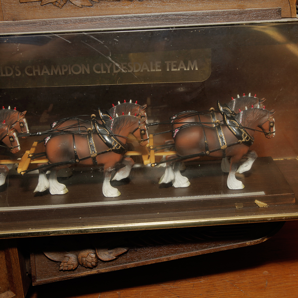 Vintage Budweiser Clydesdale Bar Clock and Light