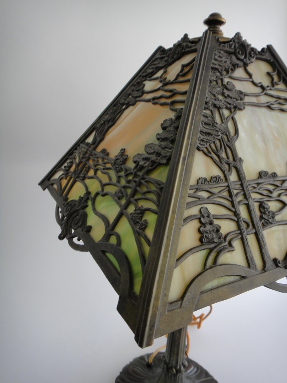 Vintage Tiffany Style Art Nouveau  Slag Glass Lamp