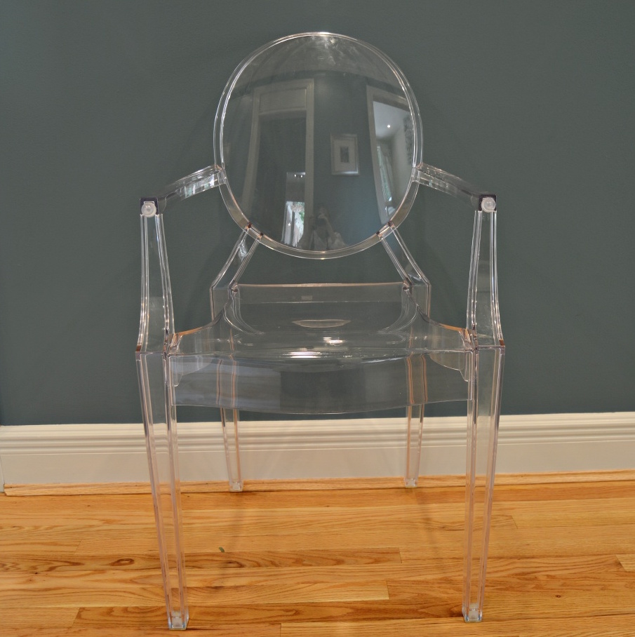 Kartell "Louis Ghost" Acrylic Chair by Philippe Starck