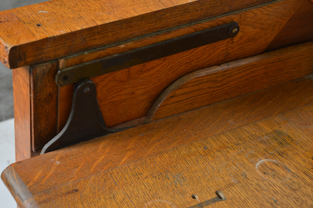Vintage Quarter Sawn Oak Veneer Typewriter Desk
