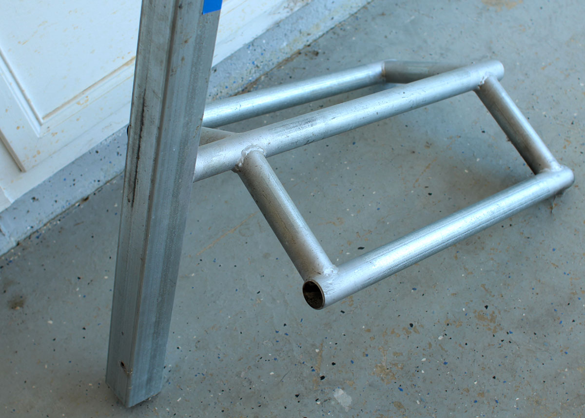 Cast Metal Wall Mount Saddle Rack