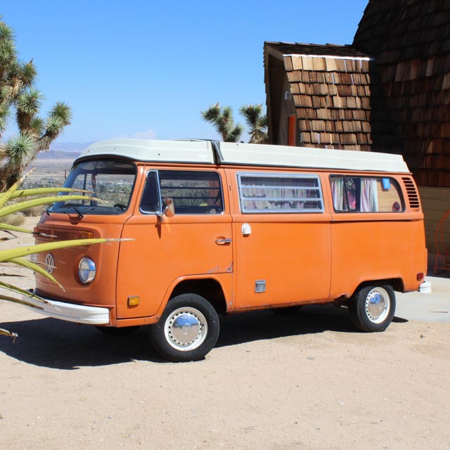 Vintage 1974 Volkswagen Pop-Up Transporter Bus