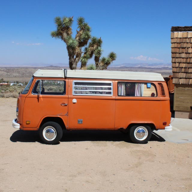 Vintage 1974 Volkswagen Pop-Up Transporter Bus