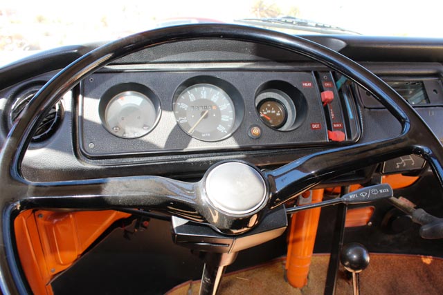 Vintage 1974 Volkswagen Pop-Up Transporter Bus