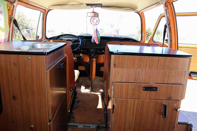 Vintage 1974 Volkswagen Pop-Up Transporter Bus