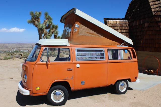 Vintage 1974 Volkswagen Pop-Up Transporter Bus
