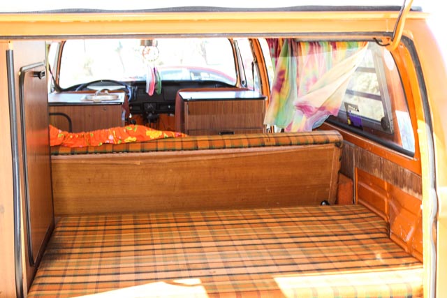 Vintage 1974 Volkswagen Pop-Up Transporter Bus