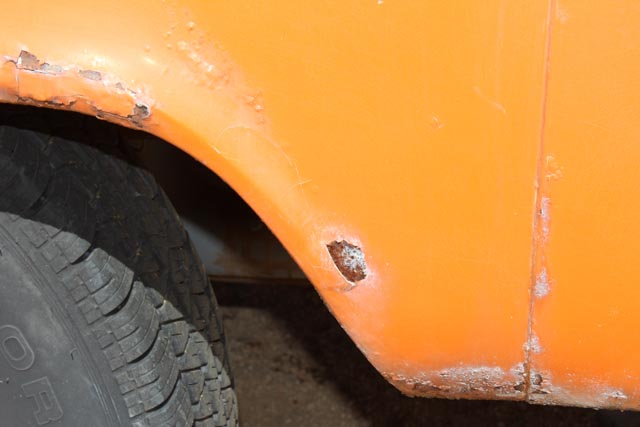 Vintage 1974 Volkswagen Pop-Up Transporter Bus