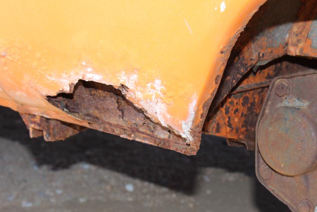 Vintage 1974 Volkswagen Pop-Up Transporter Bus