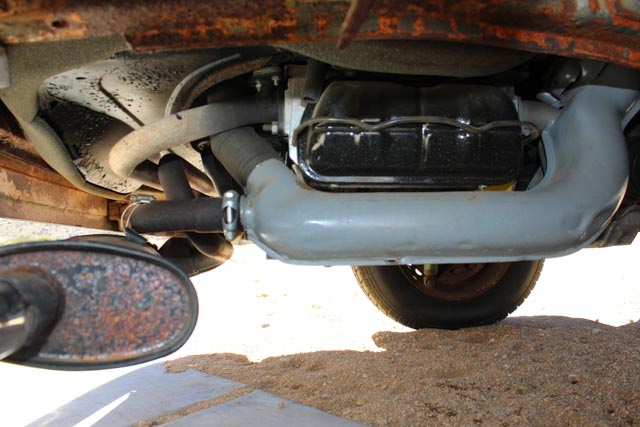 Vintage 1974 Volkswagen Pop-Up Transporter Bus