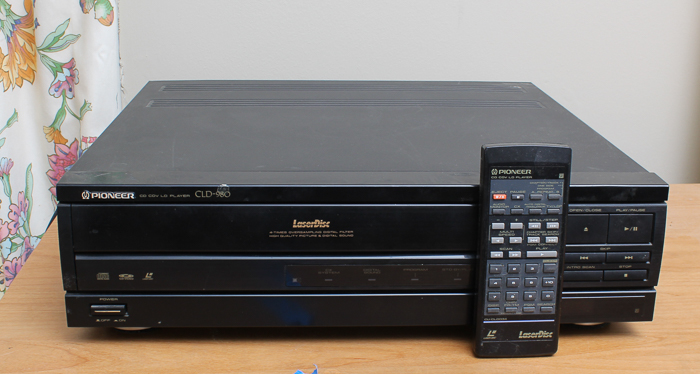Vintage Pioneer CLD-980 LaserDisc Player