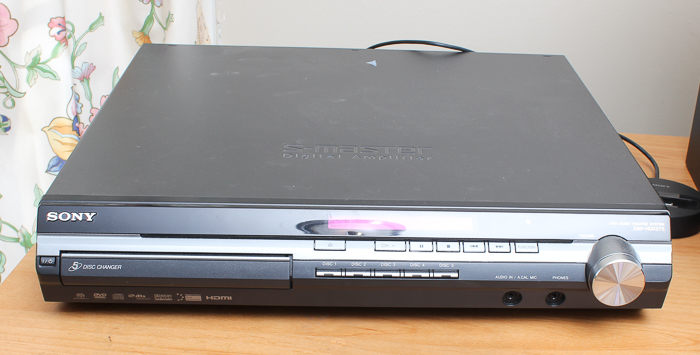 Sony DAV-HDX275 S-Master DVD Home Theater System and Speakers