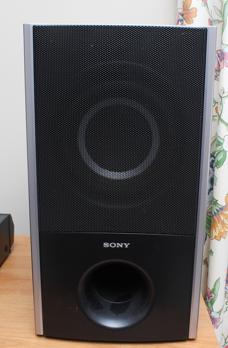 Sony DAV-HDX275 S-Master DVD Home Theater System and Speakers