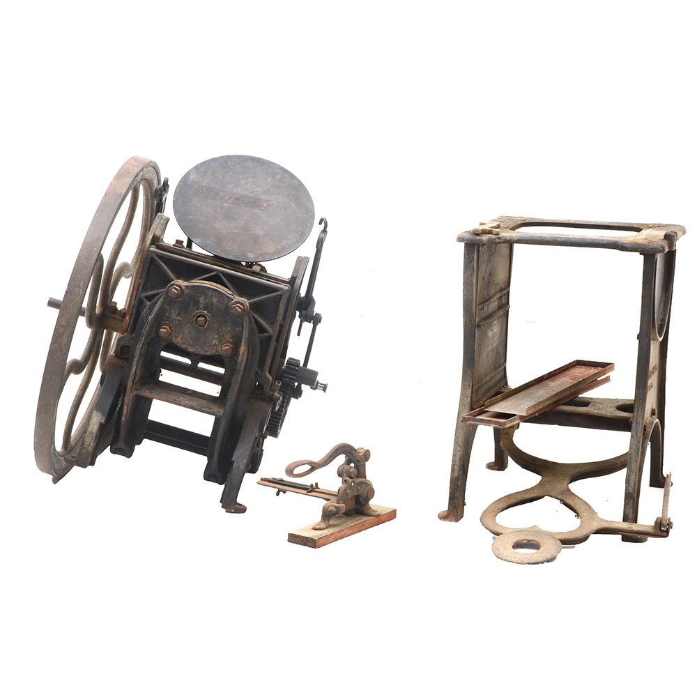 Late 1800s Golding "Pearl" Printing Press and Large Assortment of Metal Type