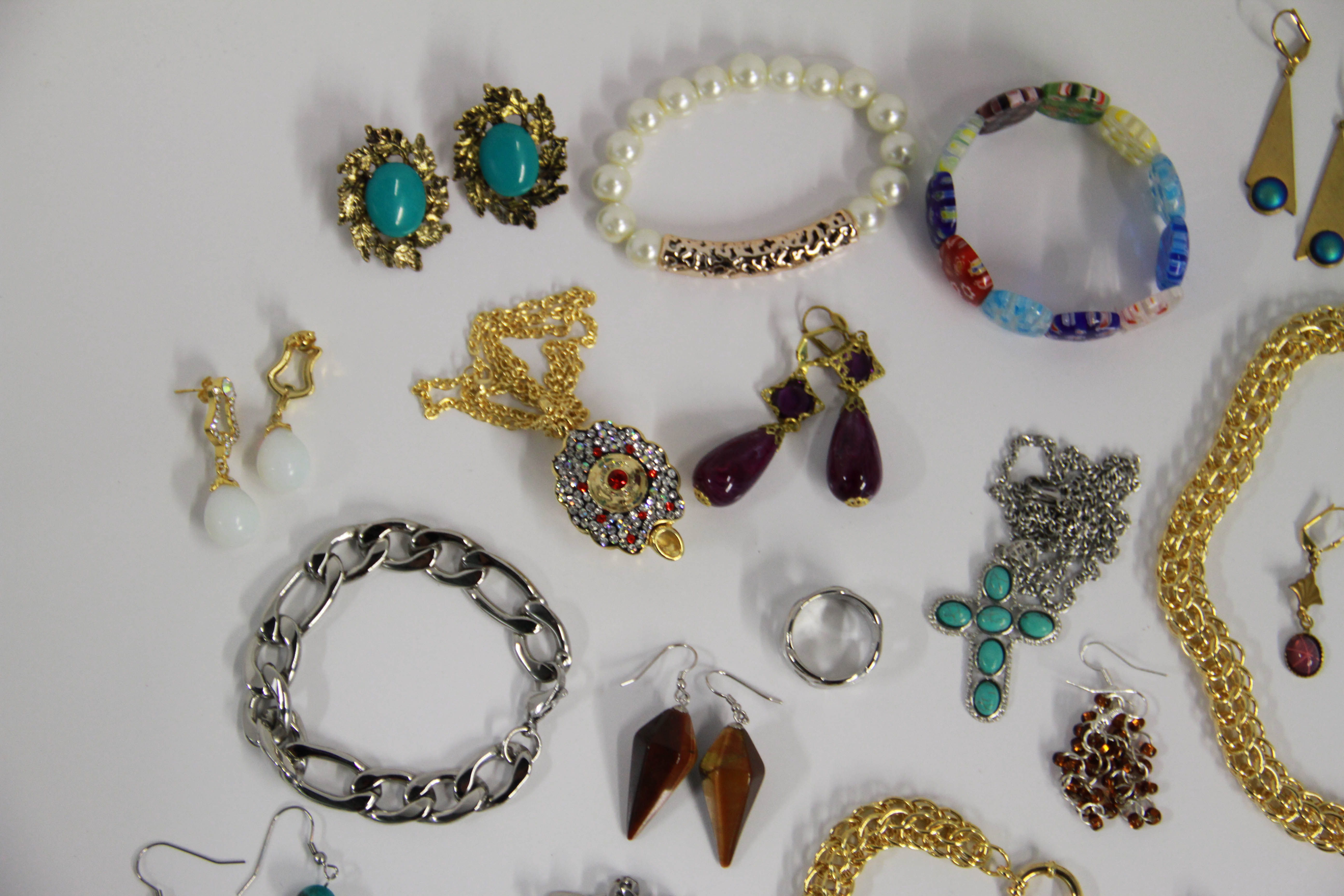 Group of Modern Fashion Jewelry