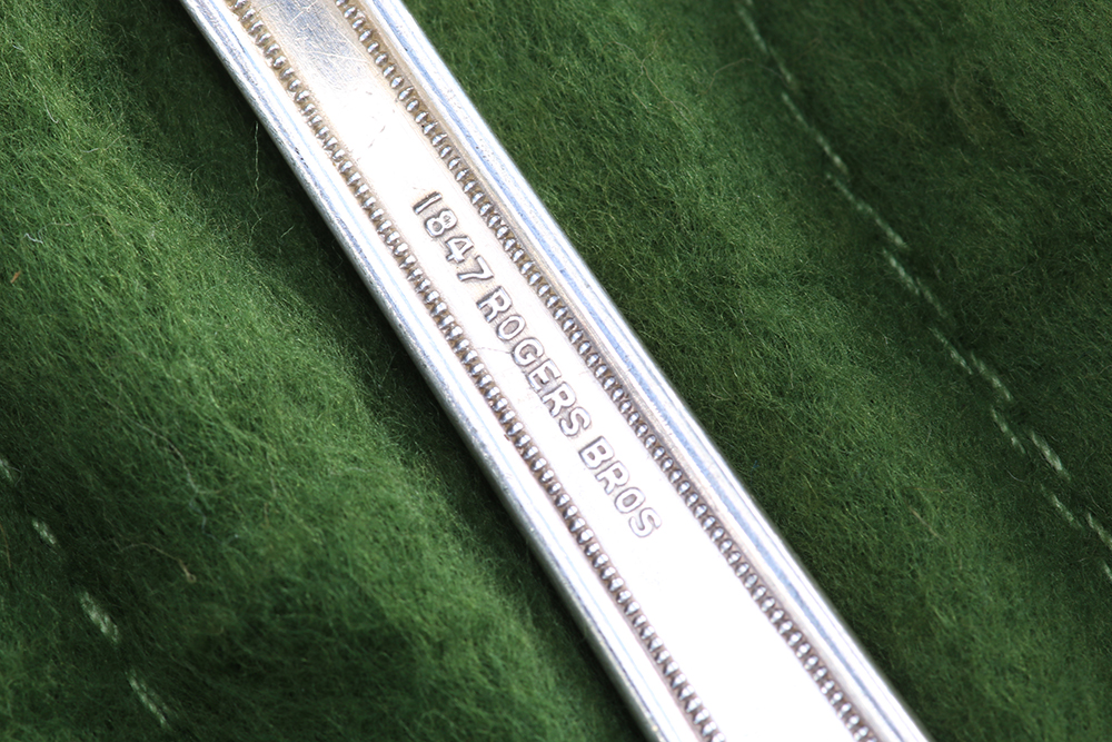 1847 Rogers Bros "Ancestral" Silver Plate Flatware Set