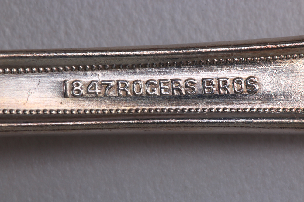 1847 Rogers Bros "Ancestral" Silver Plate Flatware Set