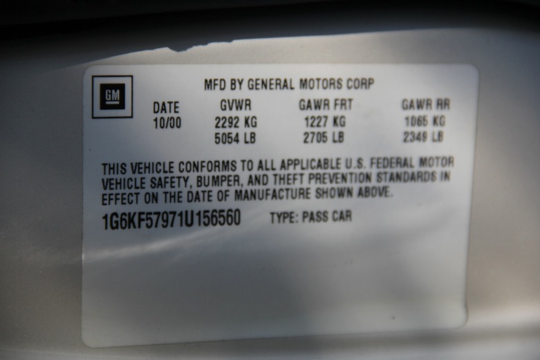 2001 Cadillac Deville 24K Edition Sedan