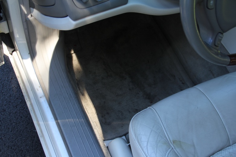 2001 Cadillac Deville 24K Edition Sedan