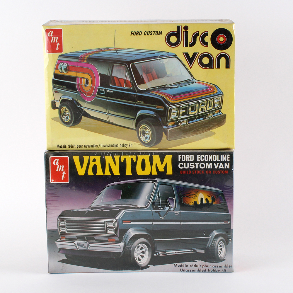 AMT Disco Van and Vantom Ford Custom Vans 1/25 Scale Model Car Kits