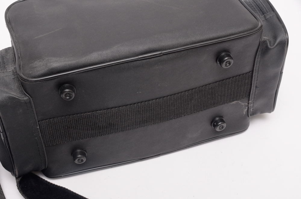 Sony Handycam CCD-TRV37 Camcorder With Night Mode