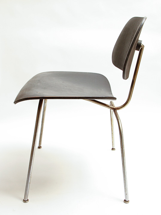 Black Charles Eames DCM Chair