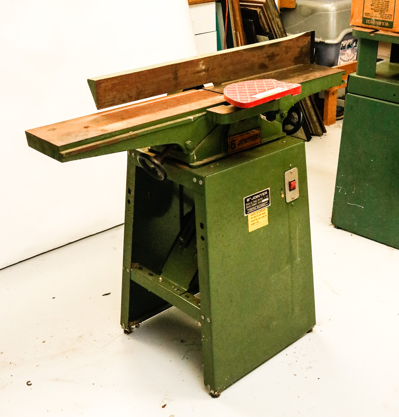 Central Machinery Six-Inch Jointer