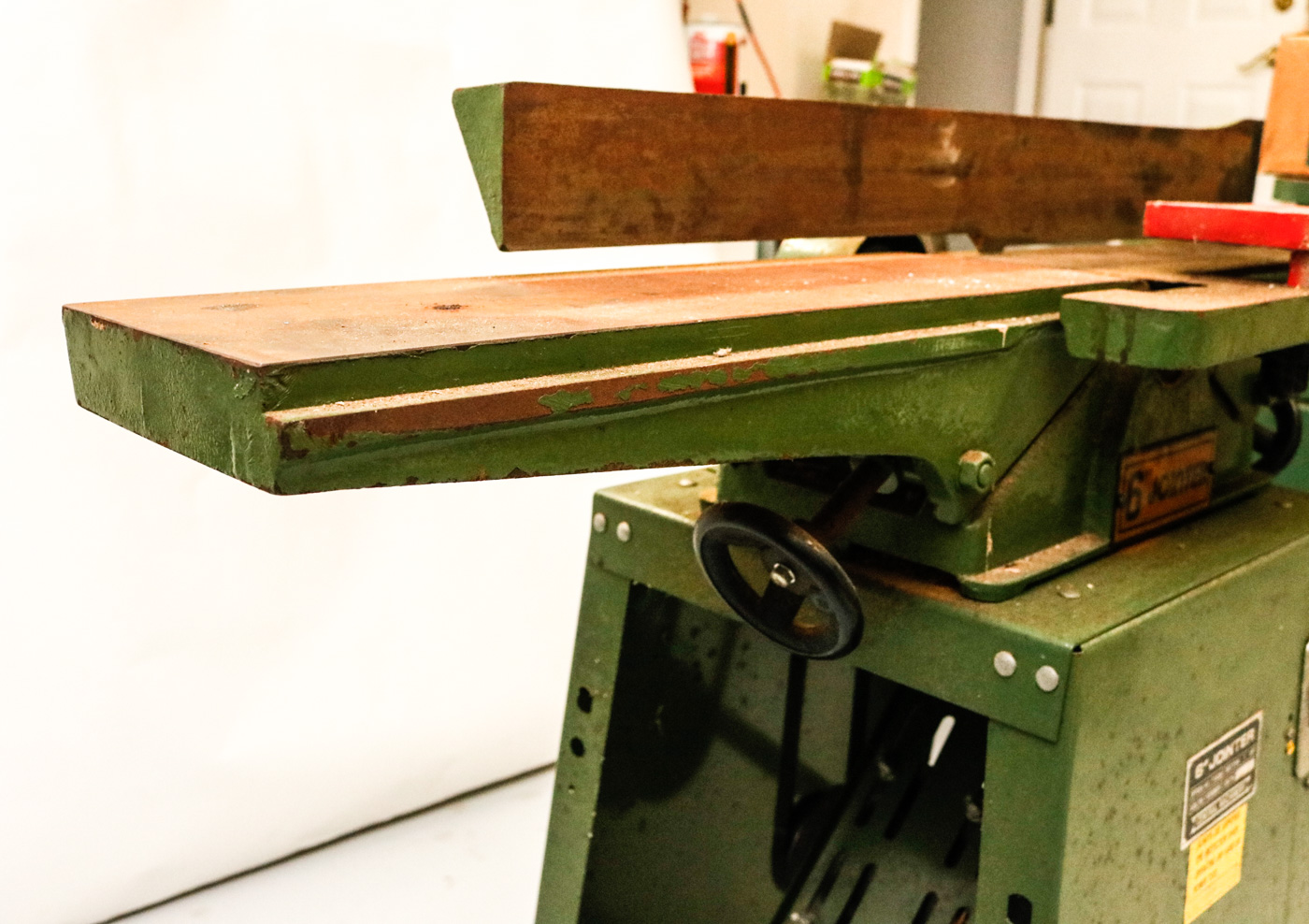 Central Machinery Six-Inch Jointer
