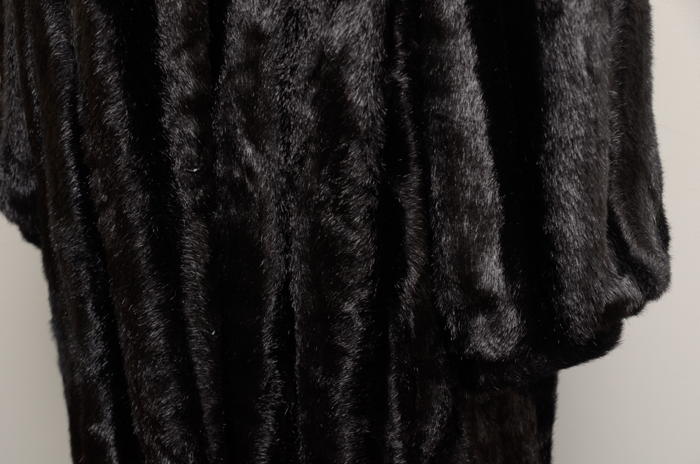 Pamela McCoy Full Length Black Faux Fur Coat Size 3X