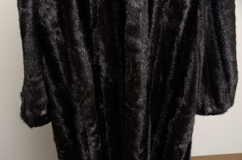 Pamela McCoy Full Length Black Faux Fur Coat Size 3X