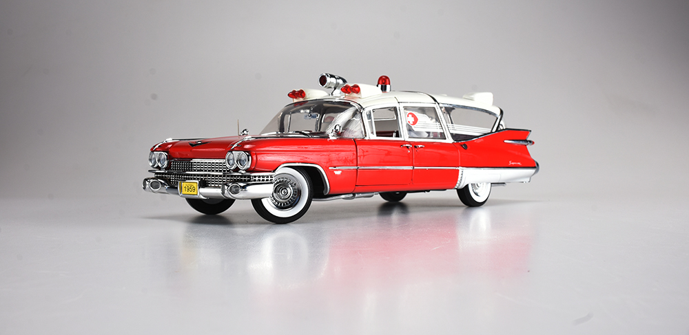 1959 Cadillac Superior Crown Royale Ambulance Die-cast Car
