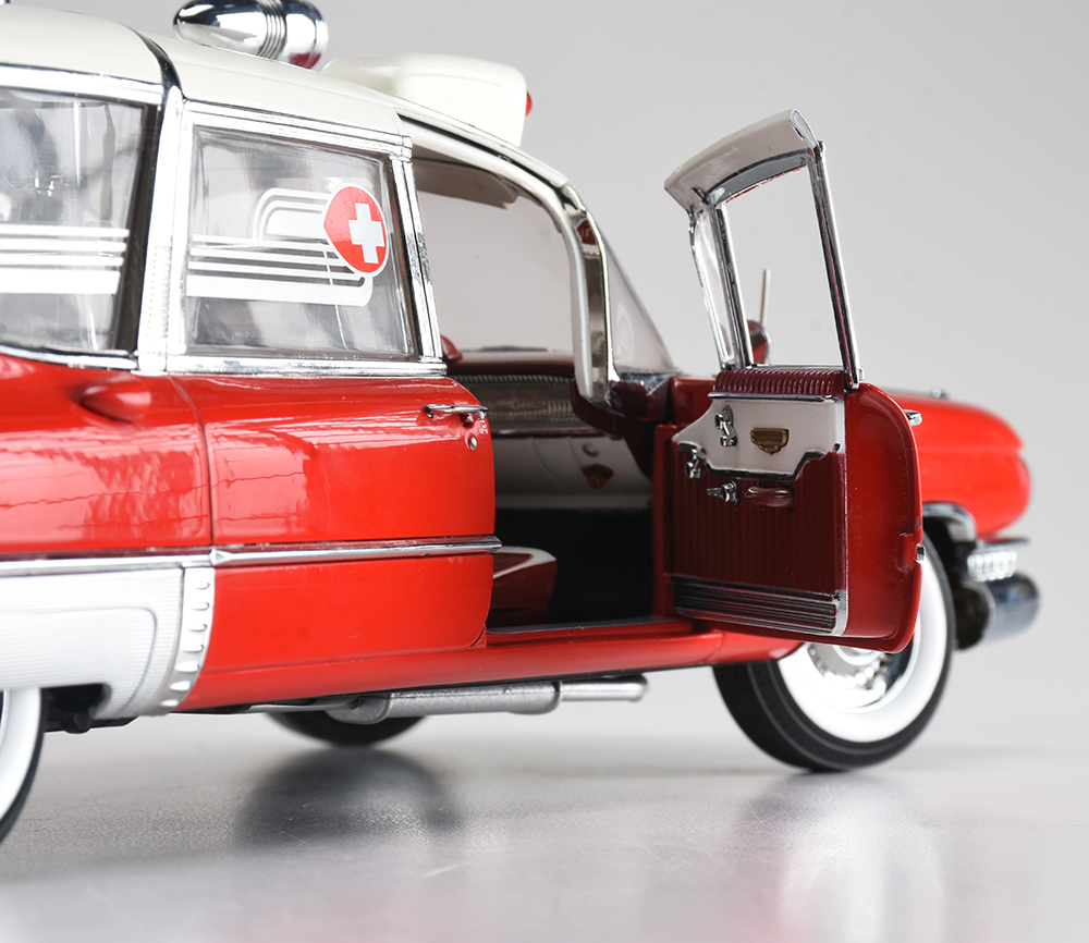 1959 Cadillac Superior Crown Royale Ambulance Die-cast Car