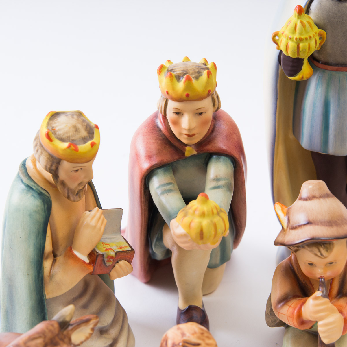 Vintage Goebel Hummel Christmas Nativity Scene Figurines