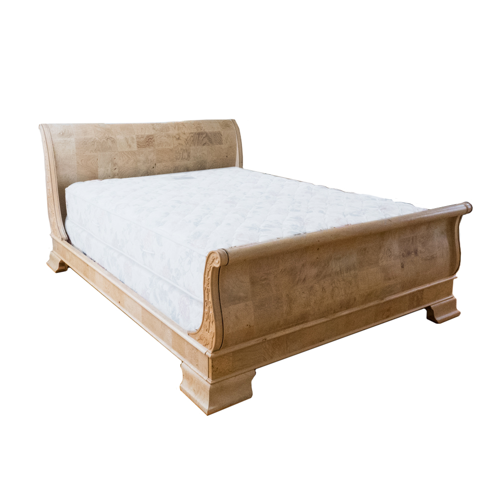 Henredon 'Charles X' Queen Sleigh Bed
