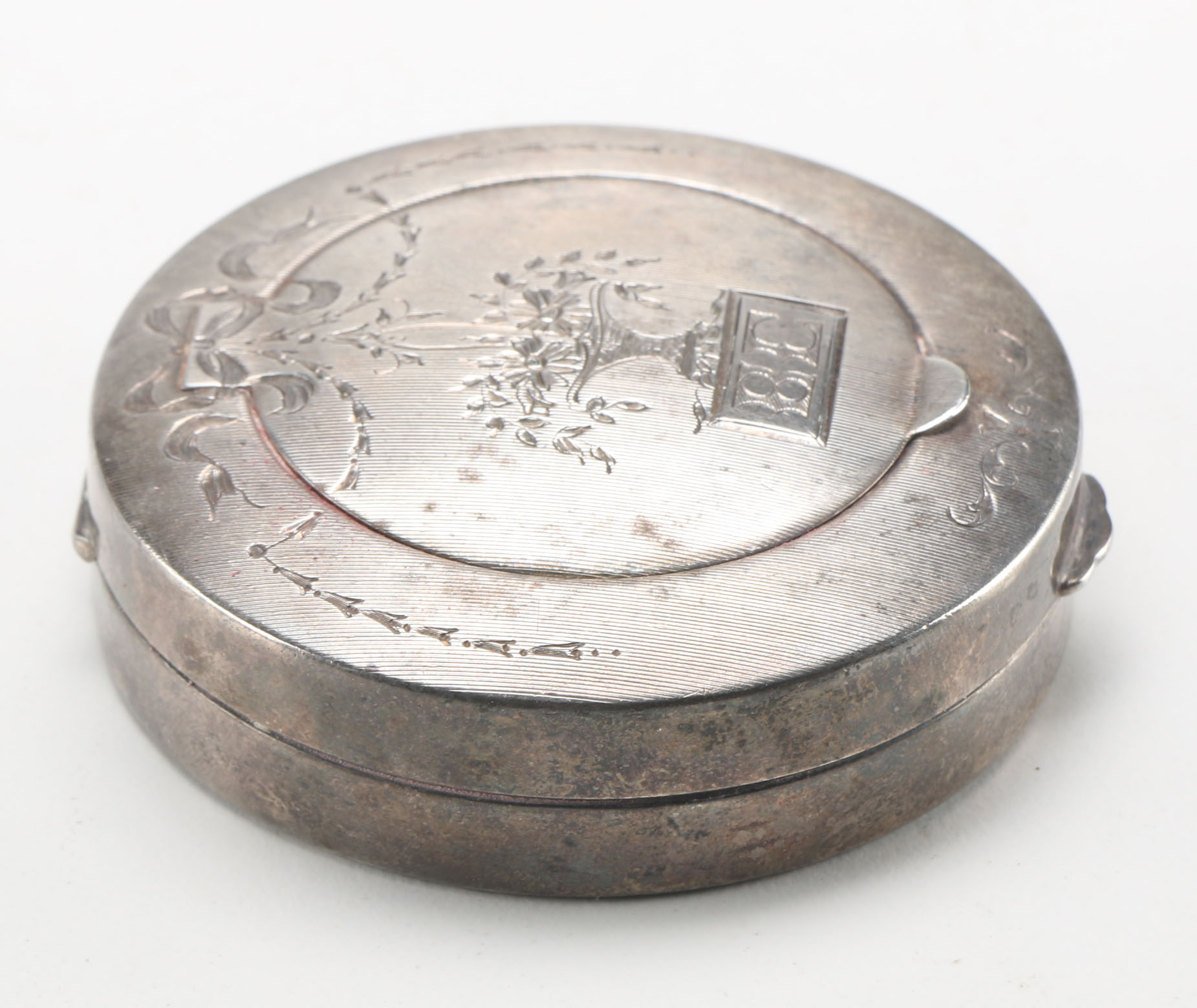 Watrous Mfg. Co. Sterling Silver Compact