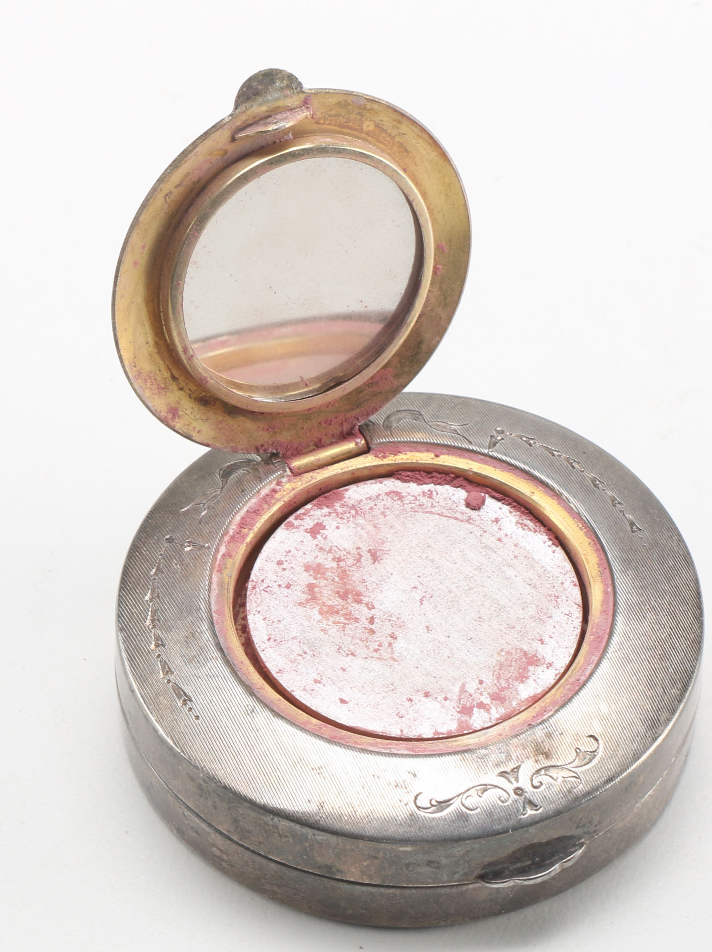 Watrous Mfg. Co. Sterling Silver Compact