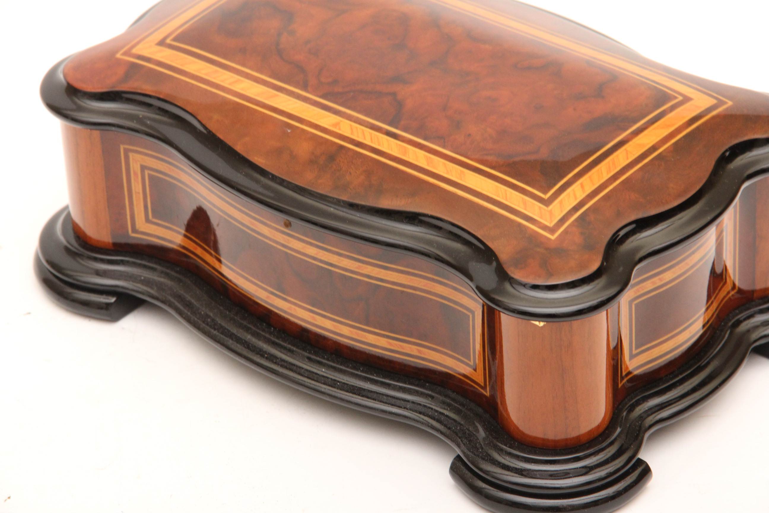 Reuge Music "Phantom of the Opera" Music Box