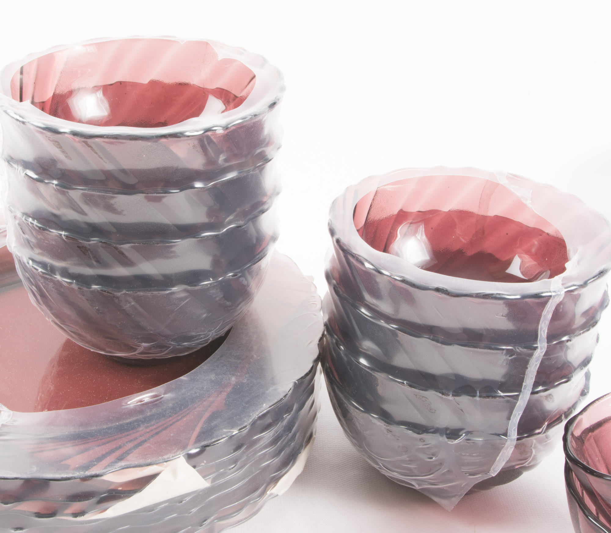 Vereco France Purple 40 Piece Tableware Set