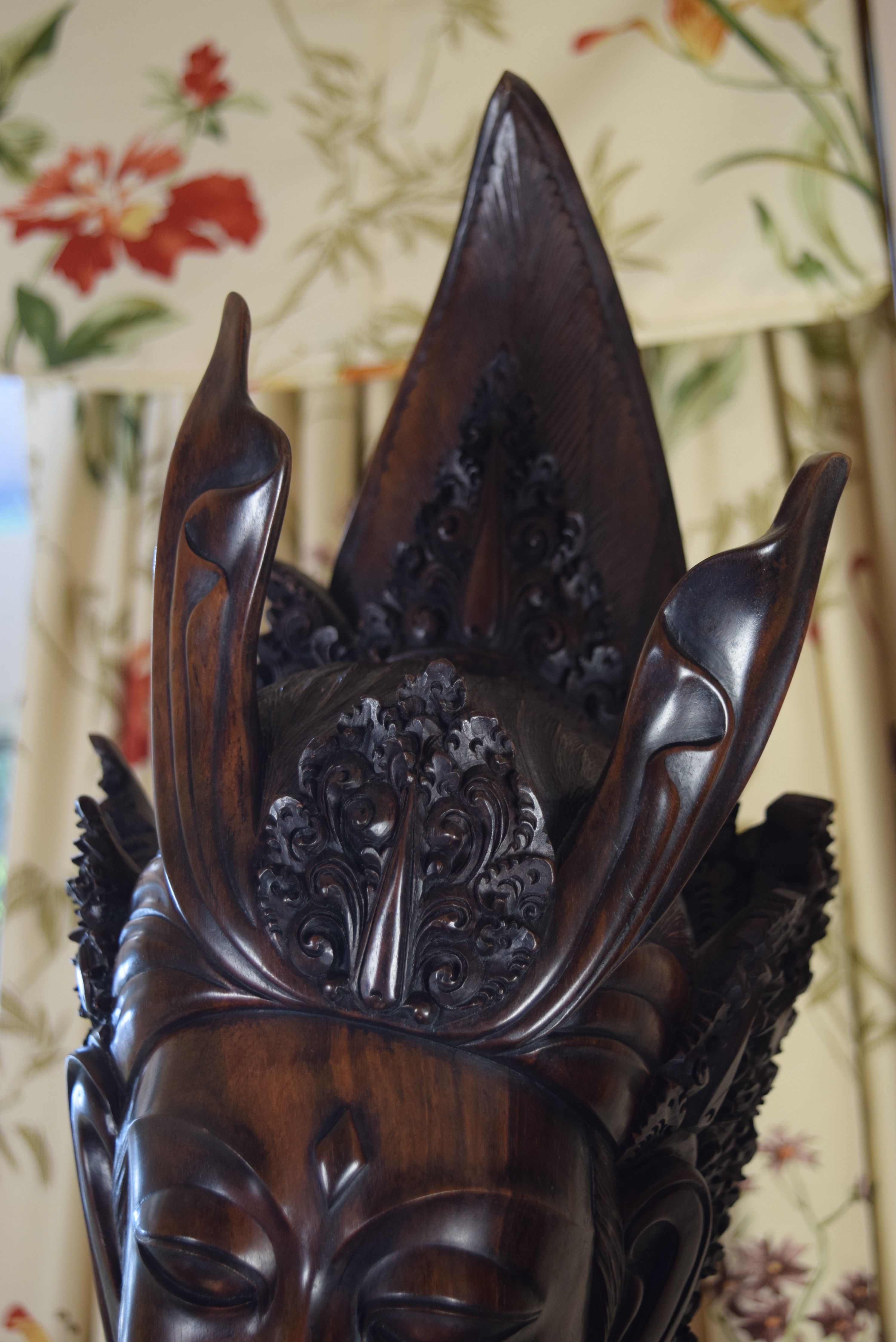 Life Size Hand Carved Balinese Statue in Ebony Wood of Love Gods Rama and Sita