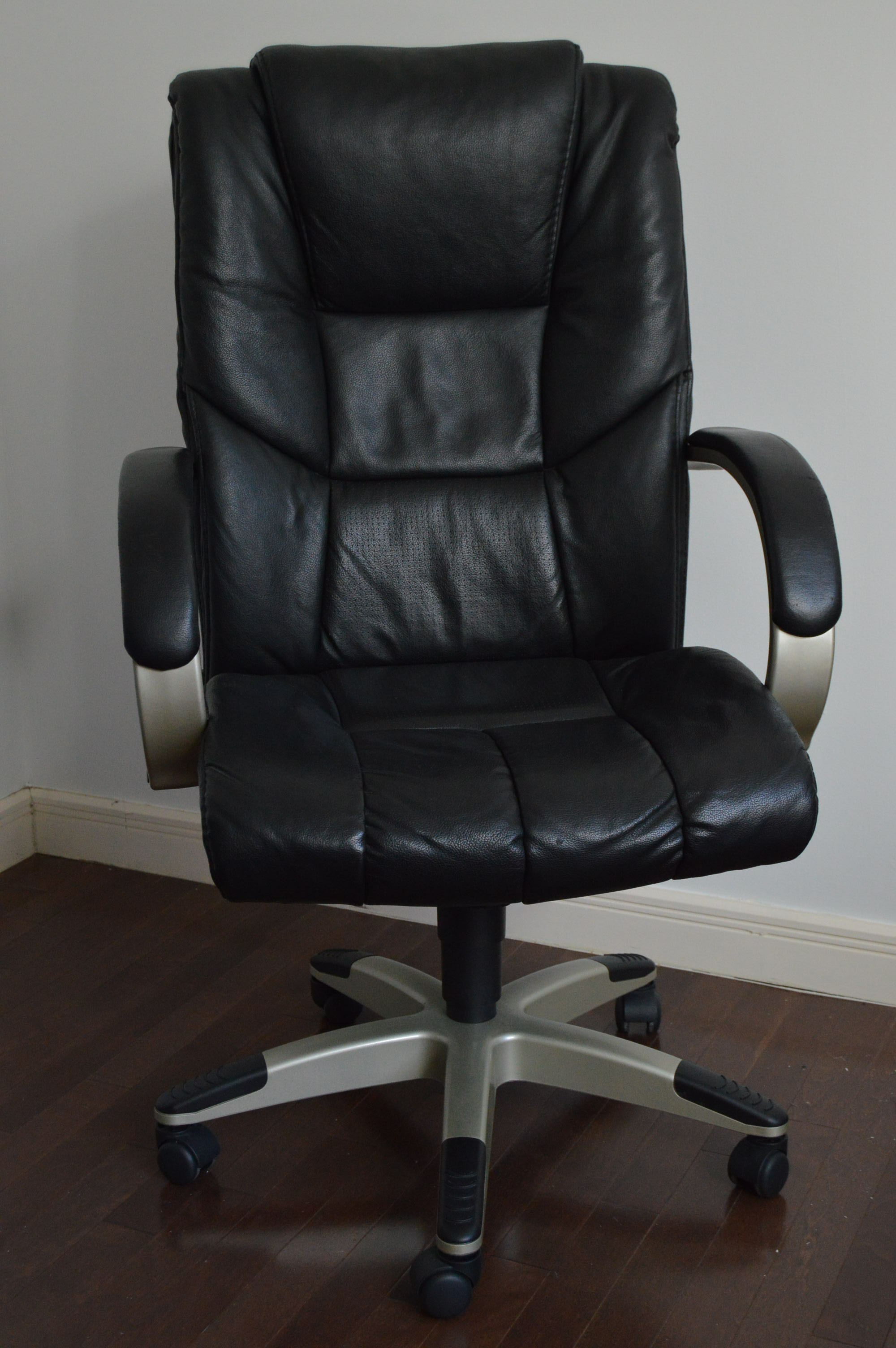 Oak Office Desk and Executive Style Chair